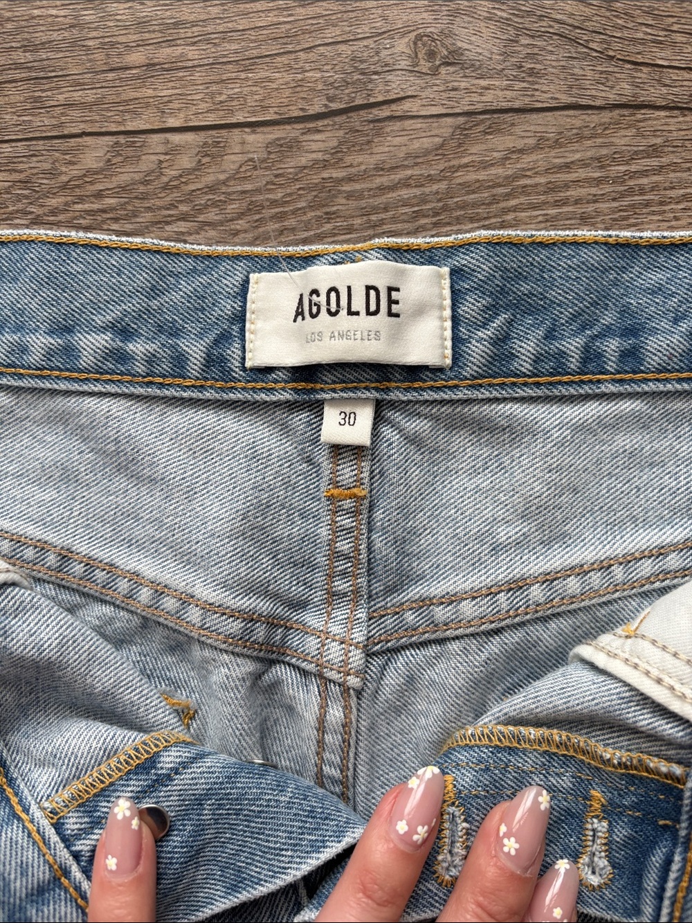 Agolde Parker Denim Shorts - Picture 2 of 4